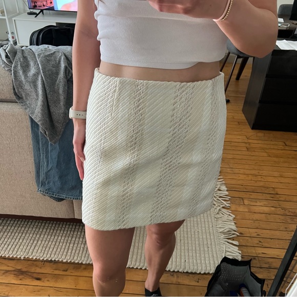 H&M white and beige skirt - Picture 9 of 9